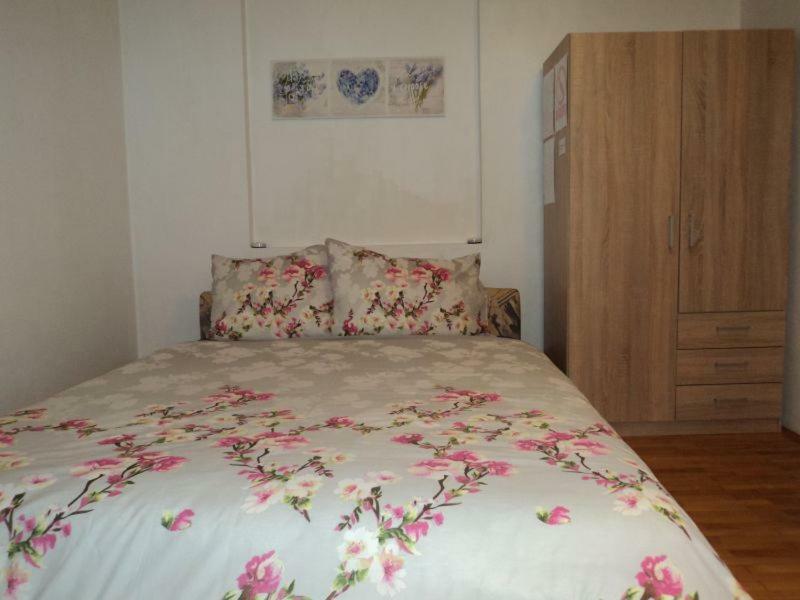 Studio Apartments Ana Rovinj Eksteriør bilde